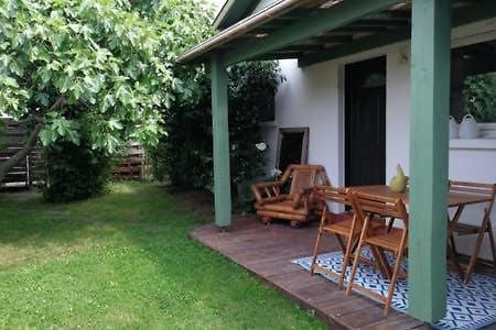 Joli Appartement Avec Jardin La Teste-de-Buch Exteriör bild